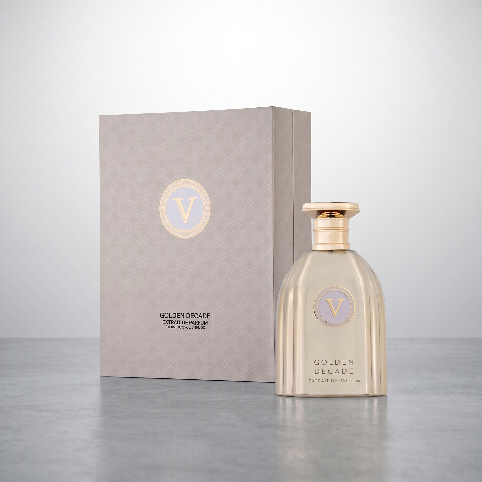 Create_luxury_cosmetic_product_p…_202608161956 عطر روبرتو ویزاری گولدن دیکید اکستریت د پرفیوم – Roberto Vizzari Golden Decade Extrait De Parfum - تصویر 1